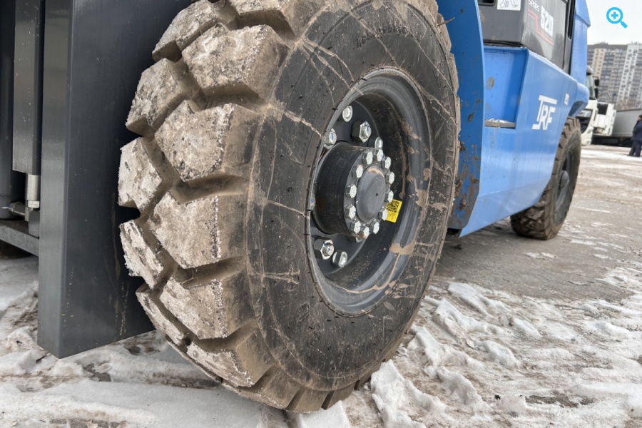 погрузчик TRF D20-3X5