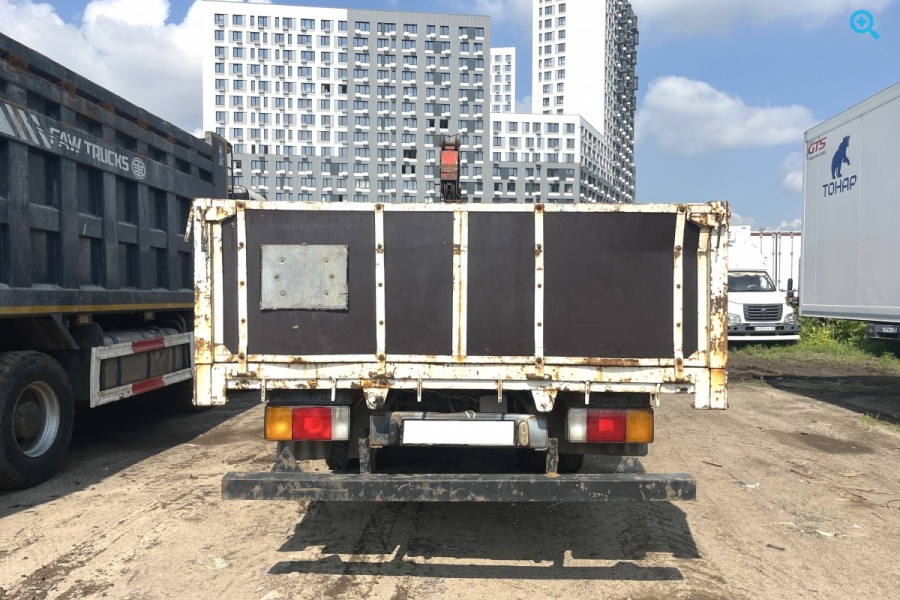 Грузовик бортовой манипулятор-эвакуатор ХЕНДЭ HD120 с КМУ