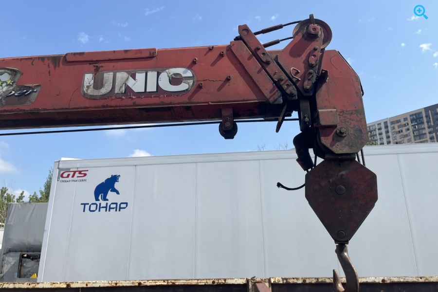 Грузовик бортовой манипулятор-эвакуатор ХЕНДЭ HD120 с КМУ