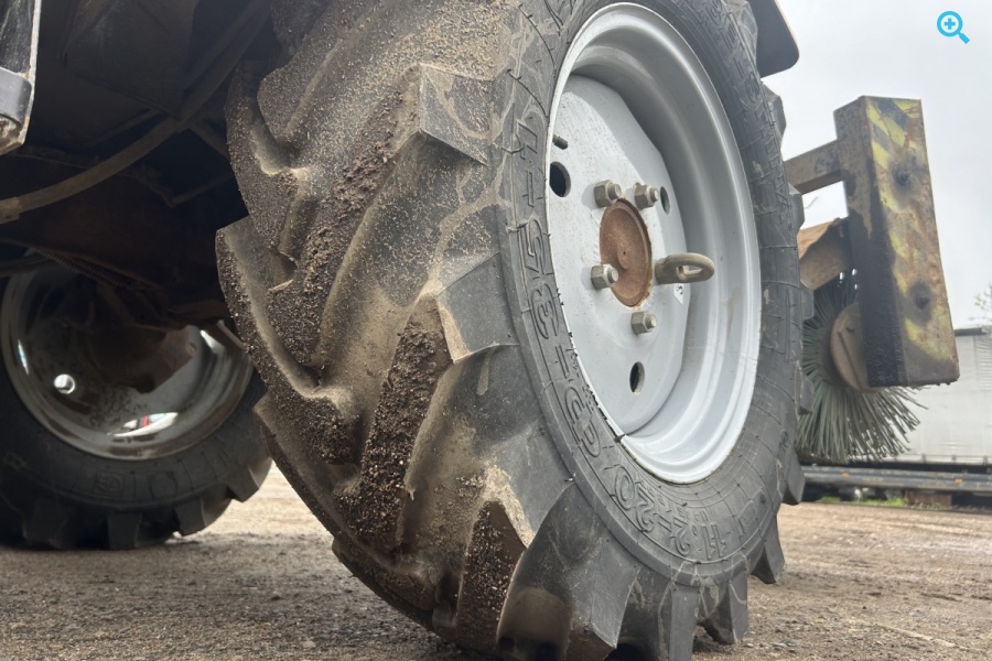 Tрaктop Беларус 320.4М. Год выпуска 2023