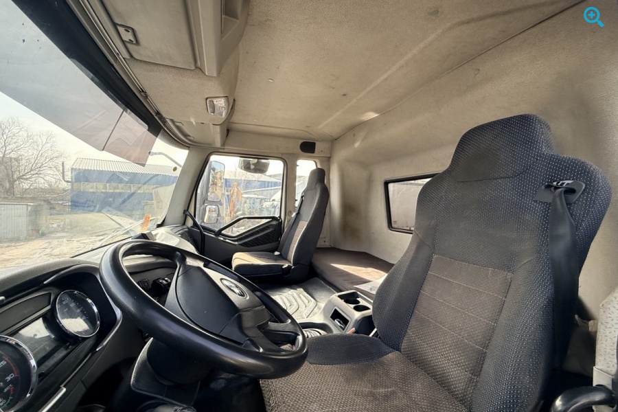 Автобетоносмеситель FAW 704783-31