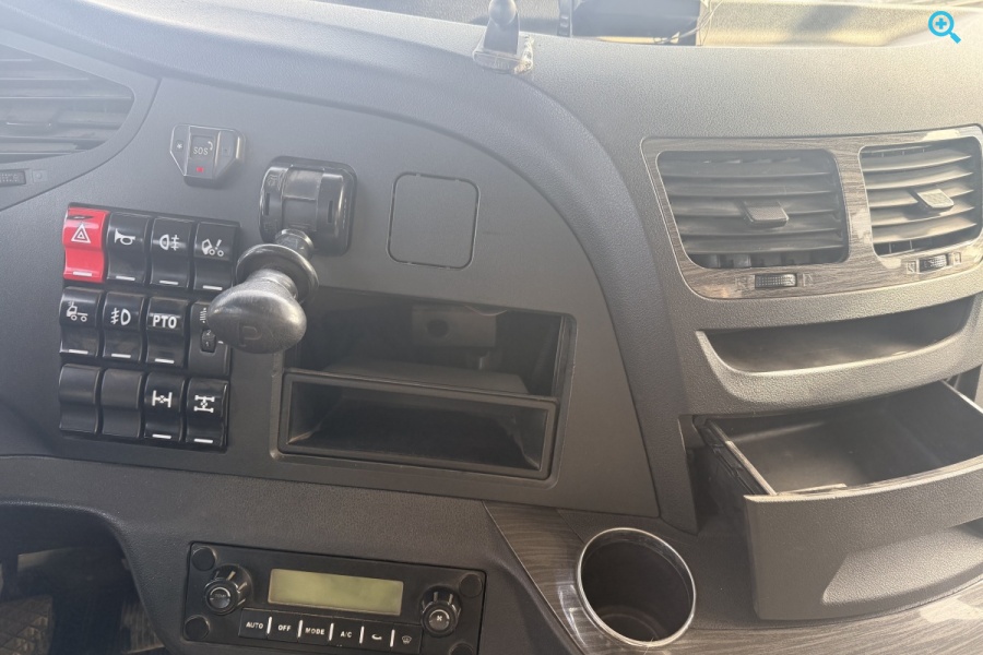 Автобетоносмеситель FAW 704783-31