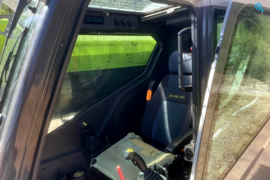 Автокран Zоomliоn ZTС300V