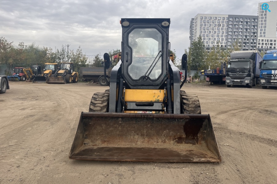 Мини-погрузчик Zauberg MN950