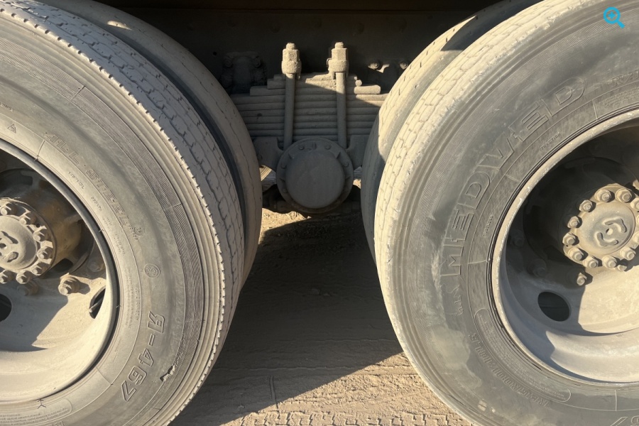 Бортовой КАМАЗ 65115 с крано-манипуляторной установкой UNIC V500