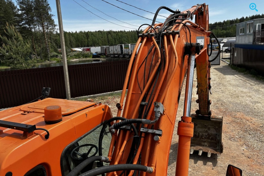 Колесный экскаватор Doosan 180W-V. 2011