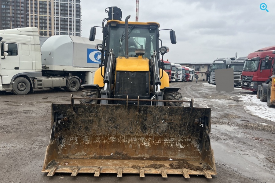 Экскаватор-погрузчик CUKUROVA 884