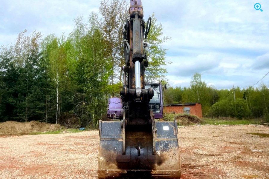 Гусеничный экскаватор Liebherr R 944