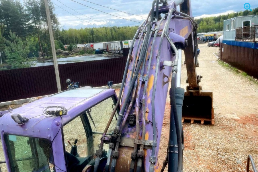 Гусеничный экскаватор Liebherr R 944