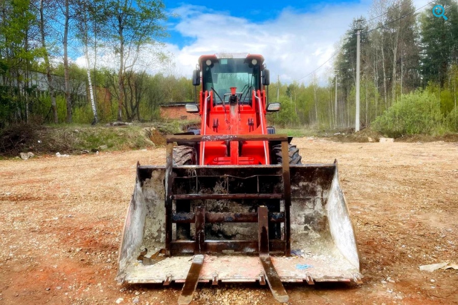 Фронтальный погрузчик REDSTAR 2500GT, 2023 г.