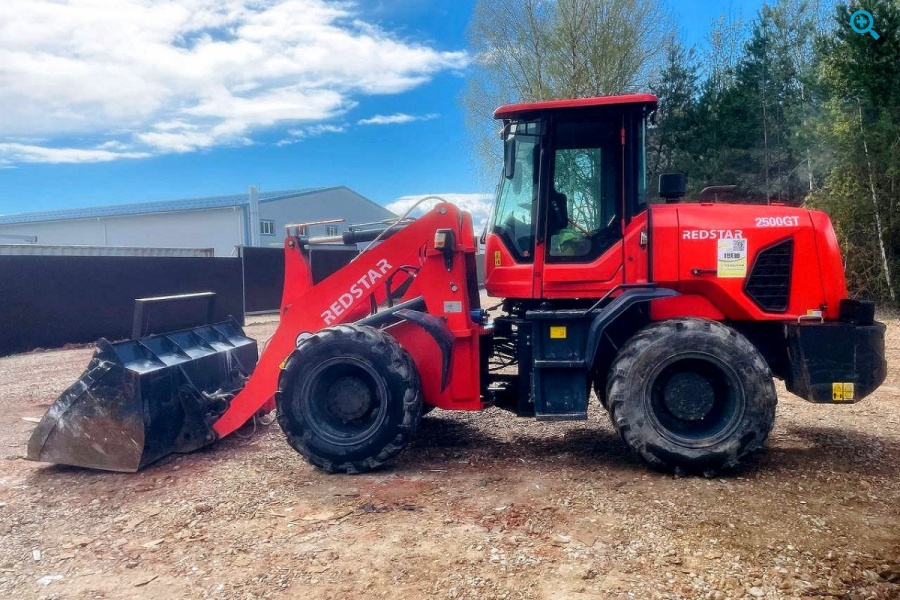 Фронтальный погрузчик REDSTAR 2500GT, 2023 г.