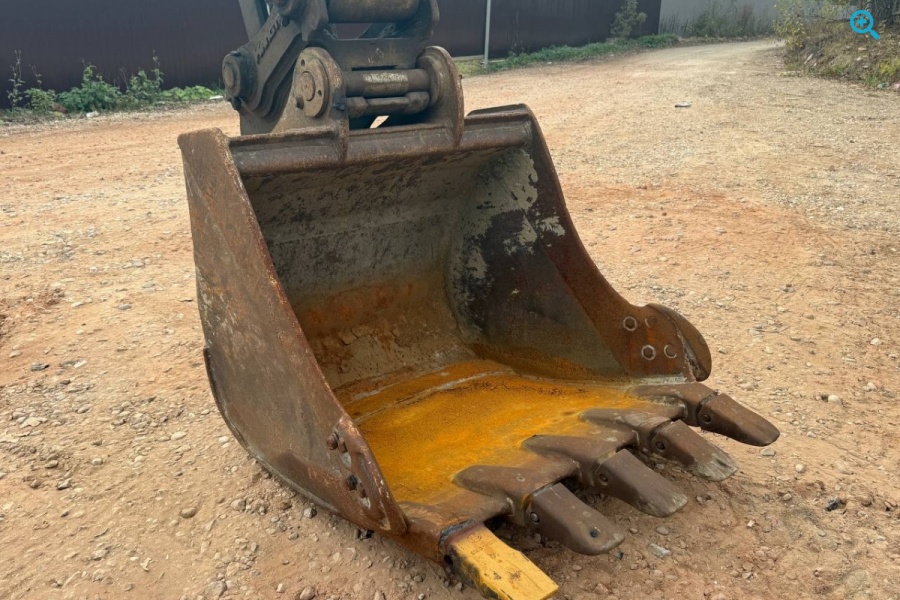 Колесный полноповоротный экскаватор Hyundai R180W-9S