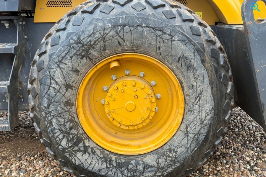 Грунтовый каток XCMG XS143