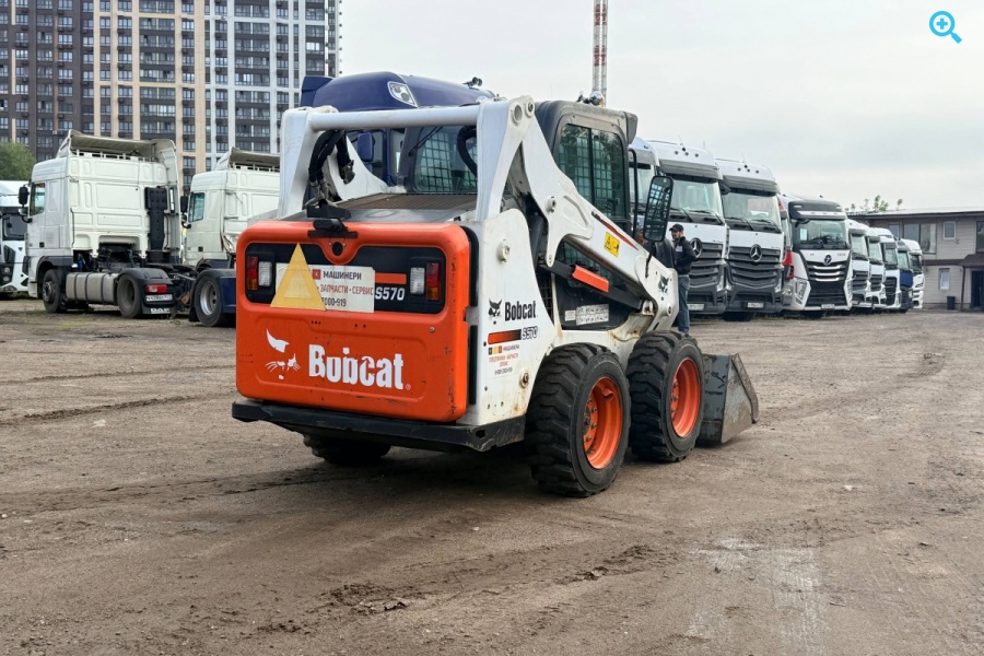 BOBCAT S570 (колёсный)