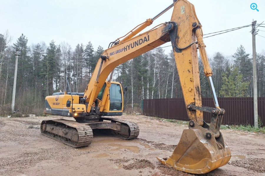 Гусеничный экскаватор Hyundai R260LC-9S