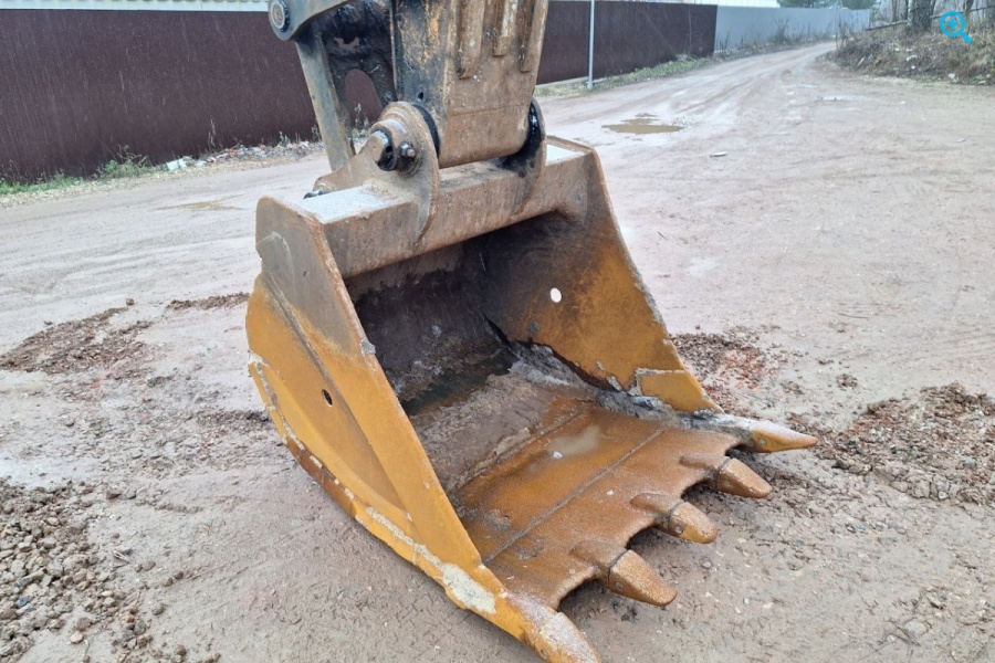 Гусеничный экскаватор Hyundai R260LC-9S