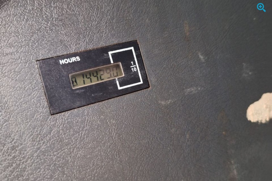 Гусеничный экскаватор Hyundai R260LC-9S