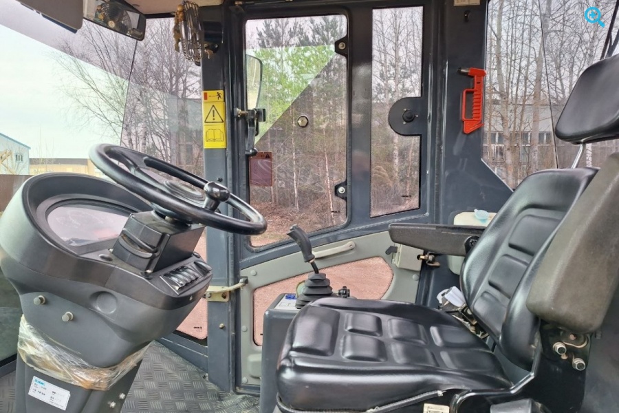 Каток XCMG XS123