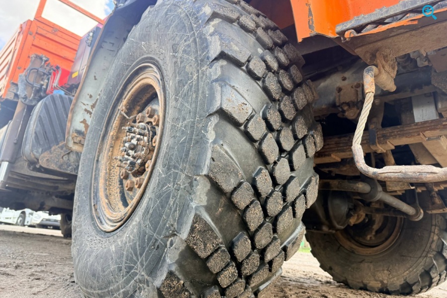 КАМАЗ-43118 оснащенный КМУ PALFINGER INMAN IT150.
