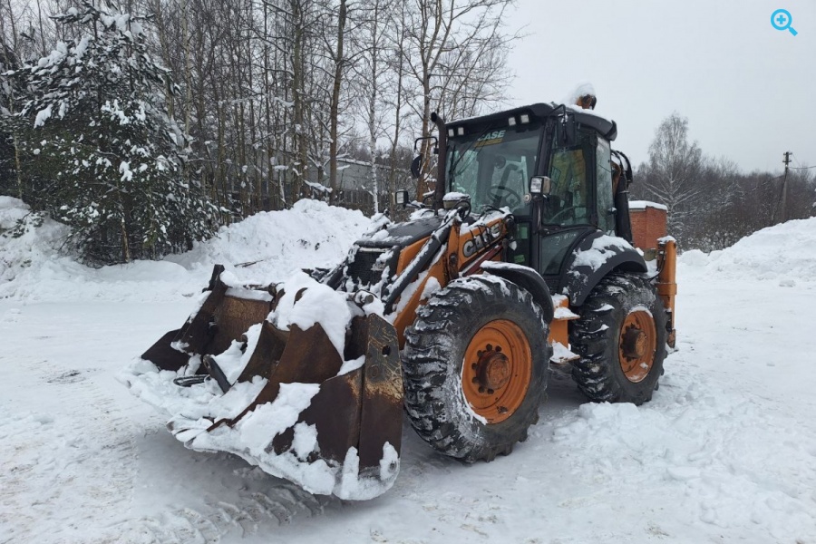 Экскаватор-погрузчик Case 695ST