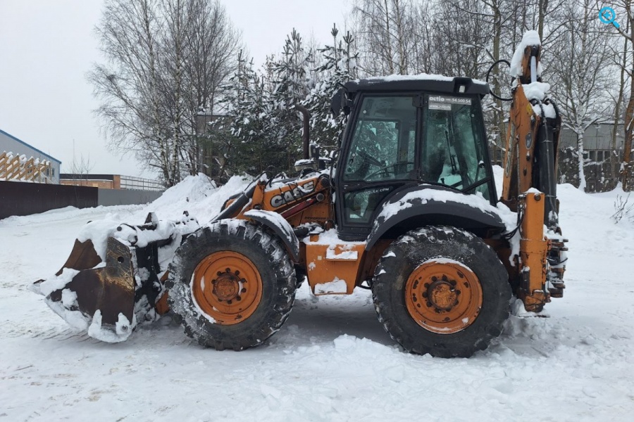 Экскаватор-погрузчик Case 695ST