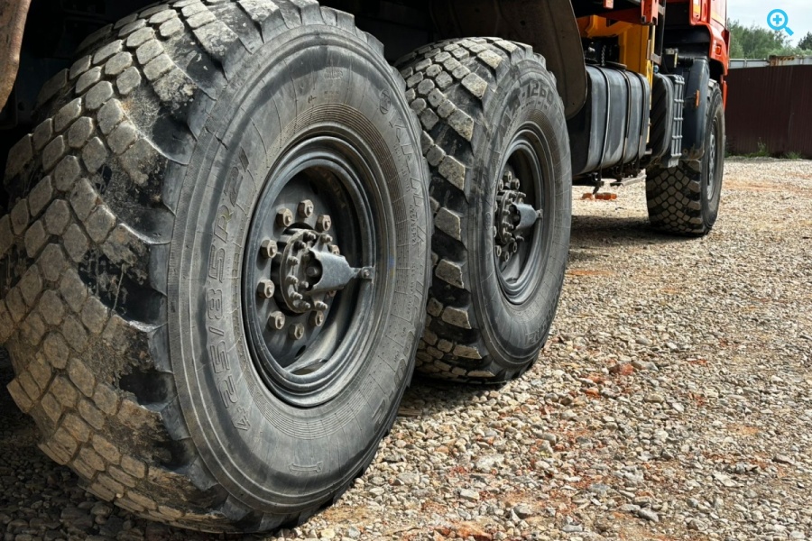 Полноприводный КАМАЗ-43118 с бурильно-крановой установкой Soosan SCS 866