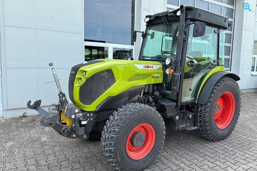 Claas NEXOS 220 L