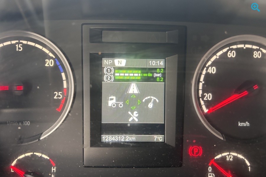 SCANIA R440LA4x2HNA, год выпуска 2015.