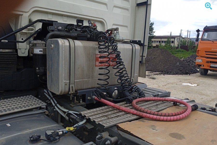 Седельный тягач Sitrak C7H ZZ4186V361HE