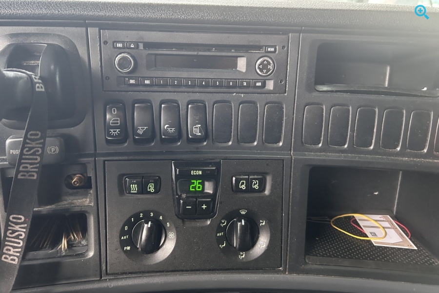 SCANIA R440LA4x2HNA, год выпуска 2015.