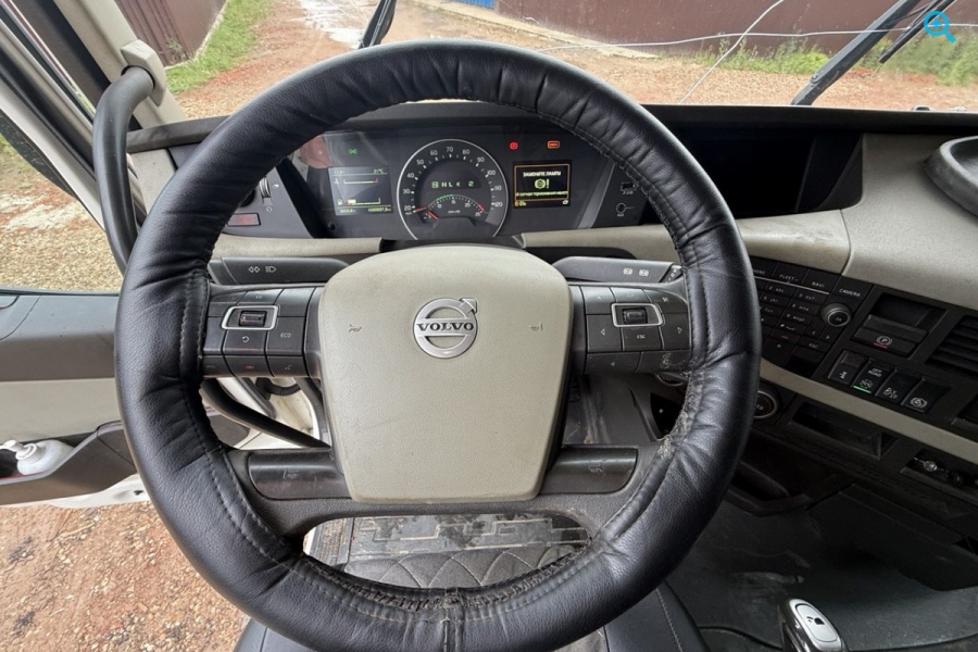 Volvo FH 460 4x2 (FH Globetrotter)