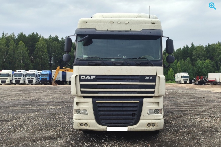 Седельный тягач DAF XF 105.460