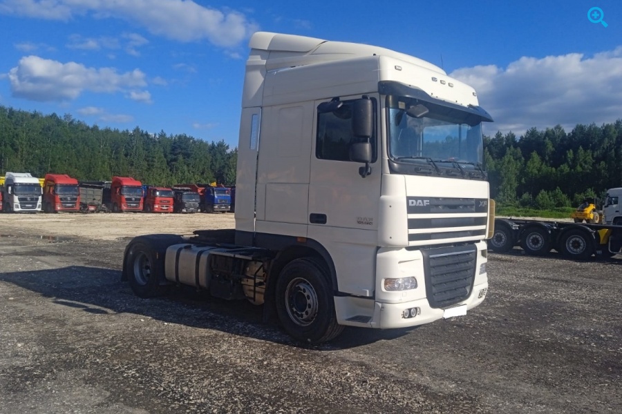 Седельный тягач DAF XF 105.460