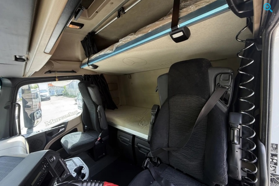 Mercedes Actros 1845LS