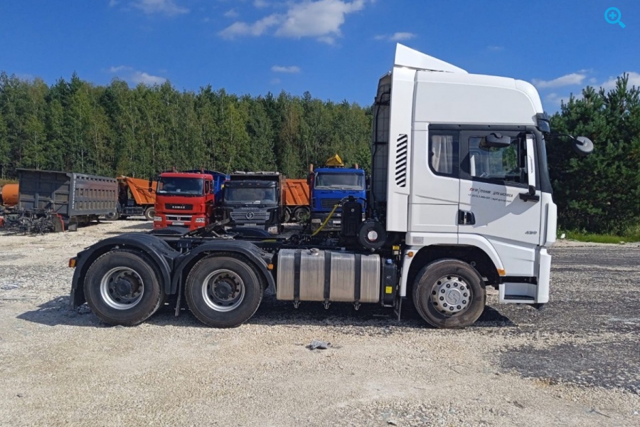 Седельный тягач SHACMAN (6х4) X3000 
