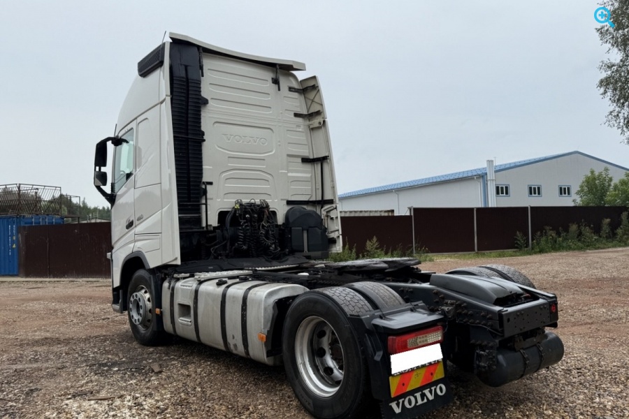Volvo FH 460 4x2 (FH Globetrotter)