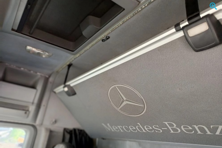 Mercedes Benz MB Actros 1844 MP3 (Mega space).