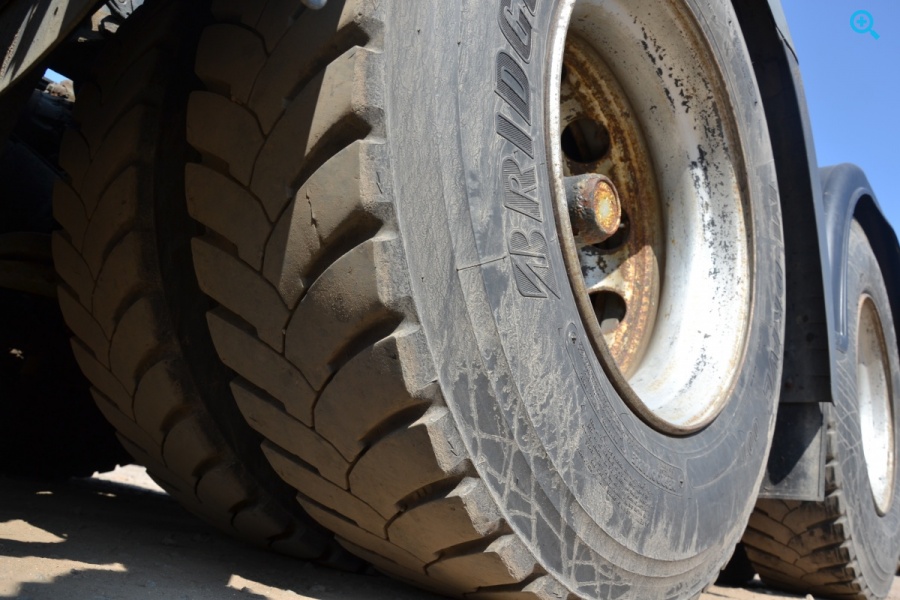 Седельный тягач SCANIA Р400СA6*4HSА