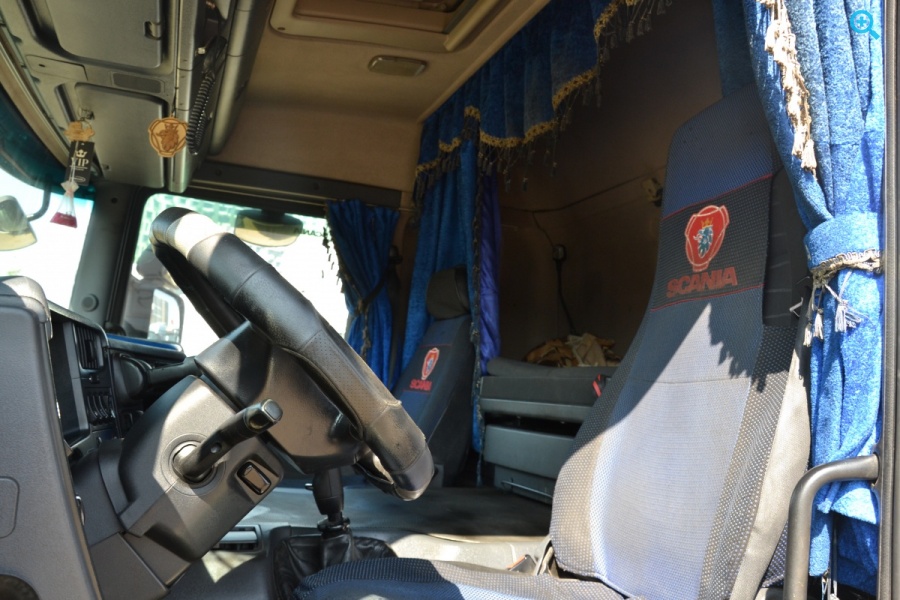 Седельный тягач SCANIA Р400СA6*4HSА