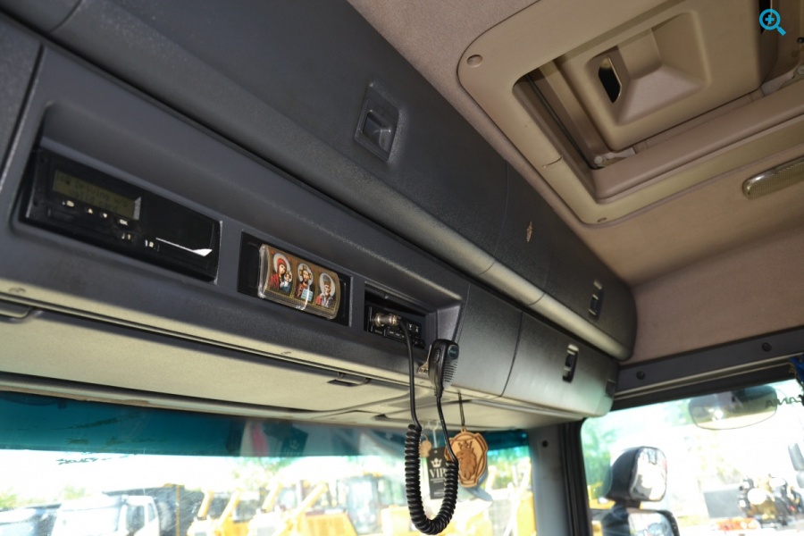 Седельный тягач SCANIA Р400СA6*4HSА