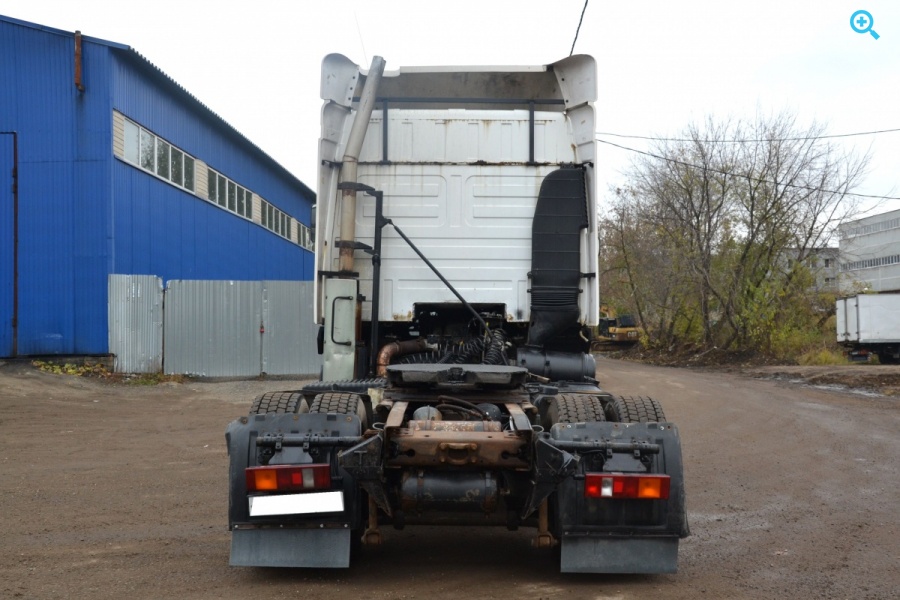 Седельный тягач МАЗ-5440А9. Год выпуска 2011