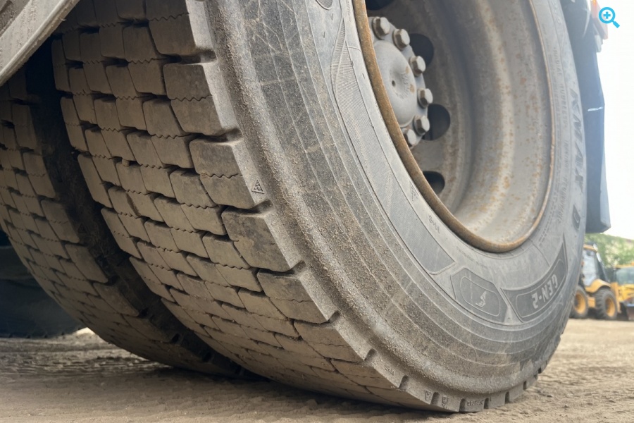 Седельный тягач Камаз 5490-S5