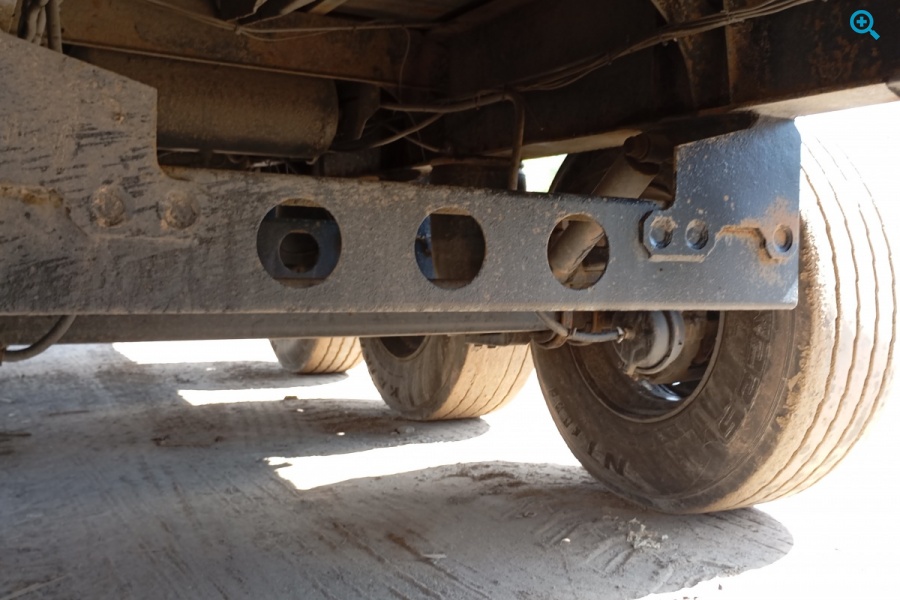 Сцепка седельный тягач Man TGA 26.413 и Полуприцеп зерновоз KRONE SDP27