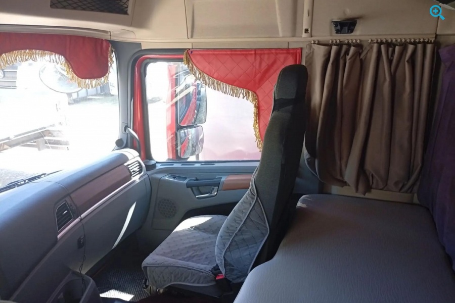SHACMAN X3000 SX42584V324 (6×4)