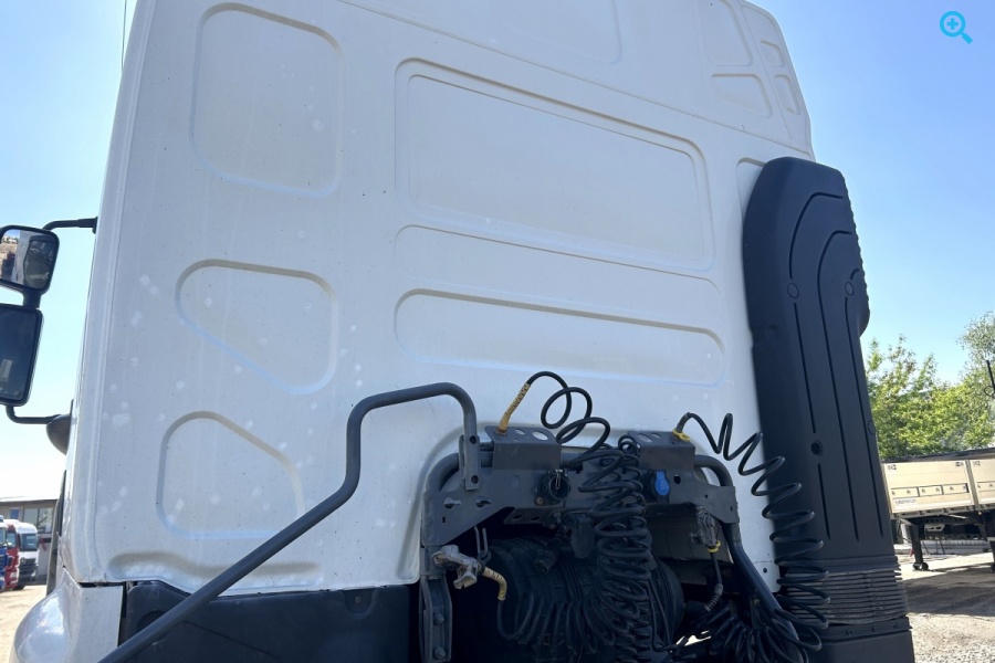 Renault Premium 380.19T.