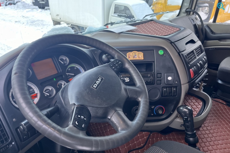 Седельный тягач DAF FT XF 105.460