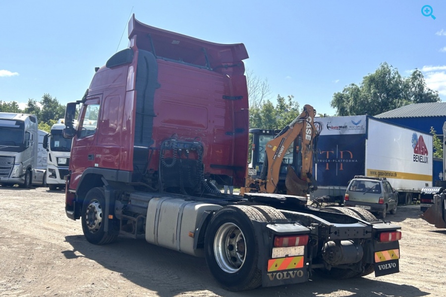 VOLVO FM TRUCK 4x2