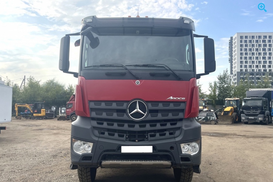 Сeдельный тягач MERСЕDЕS ВENZ АROСS.