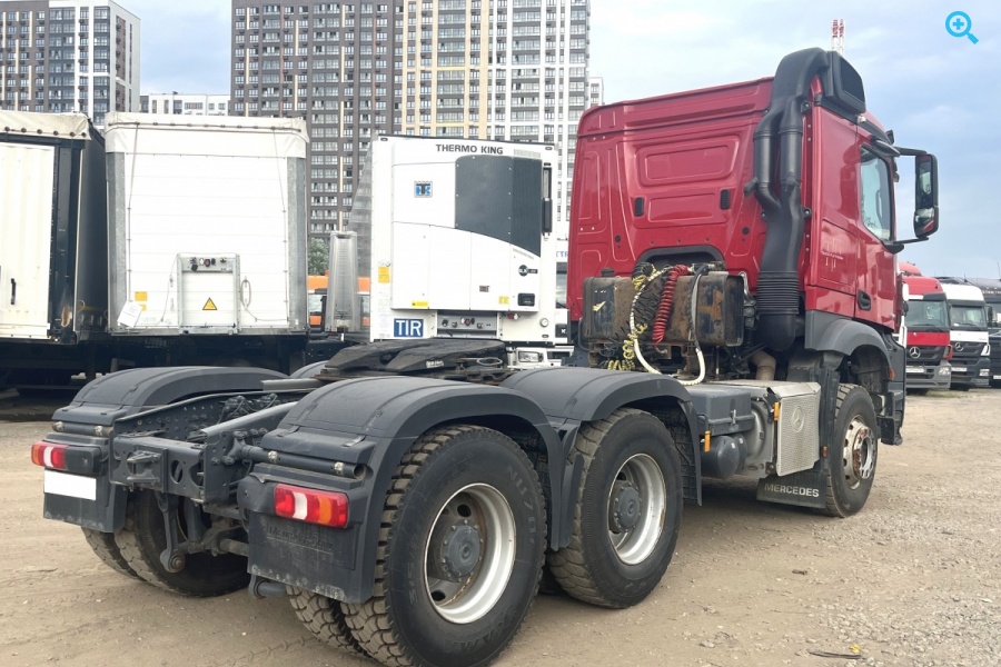 Сeдельный тягач MERСЕDЕS ВENZ АROСS.