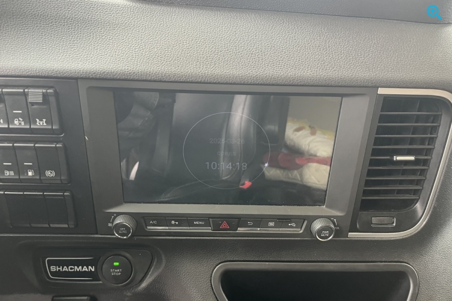 Седельный тягач SHACMAN X6000